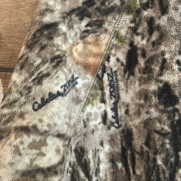 Cabela's Camouflage Men's Fleece Half-Zip Jacket - Picture 3 of 6